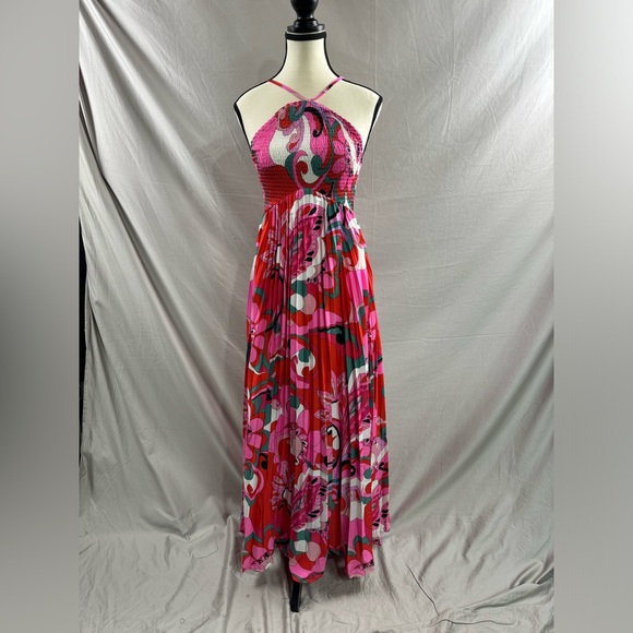 Floral Print Pleated Hem Shirred Halter Neck Dress - Picture 7 of 10